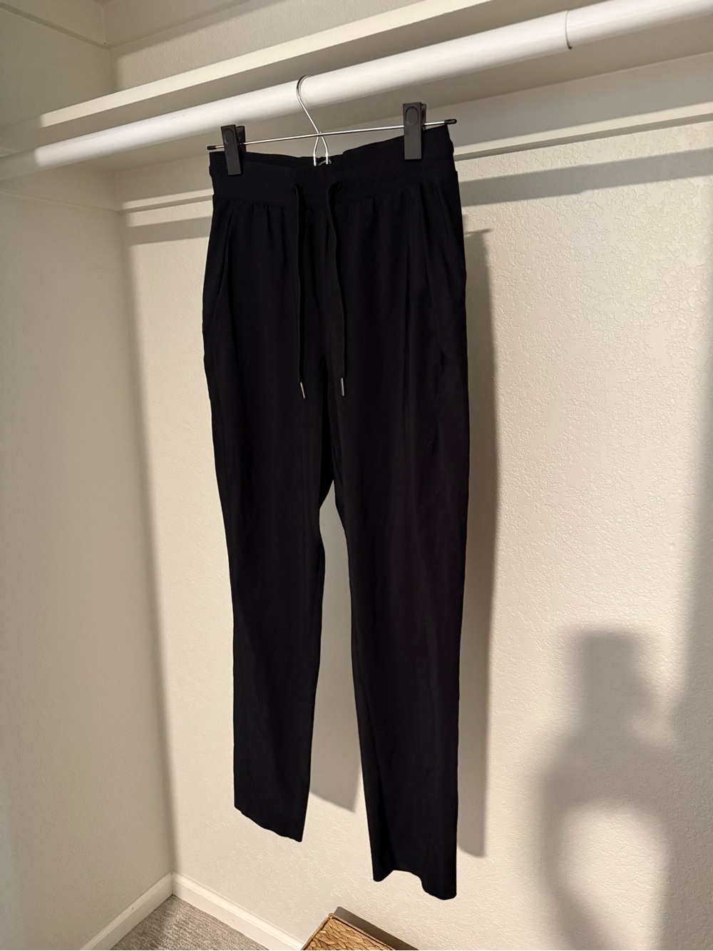 Sweaty Betty Explorer Black Cropped Drawstring Jogger Pants